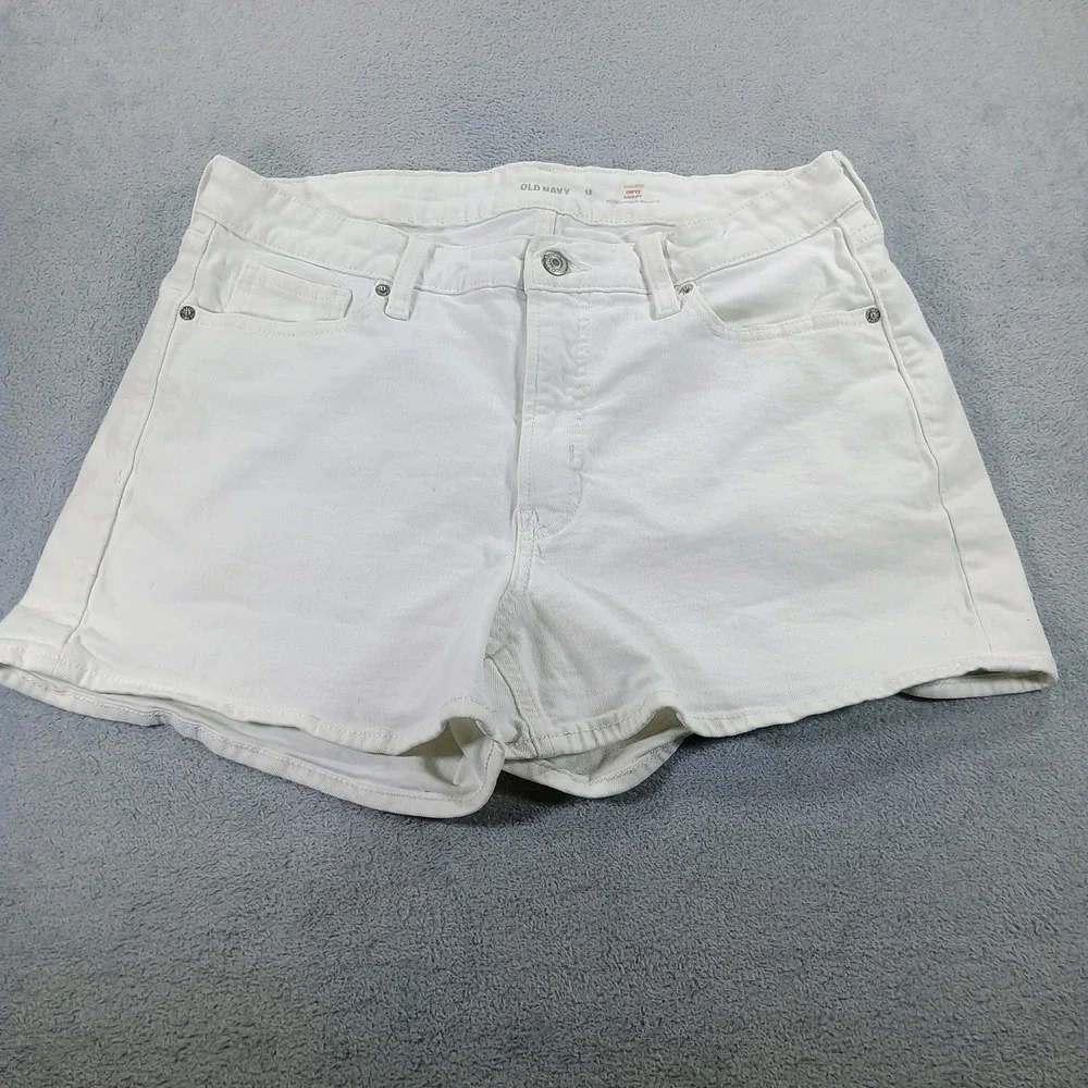 Old Navy Womens High-Rise Curvy Short White 12 Secret-Smooth Pockets